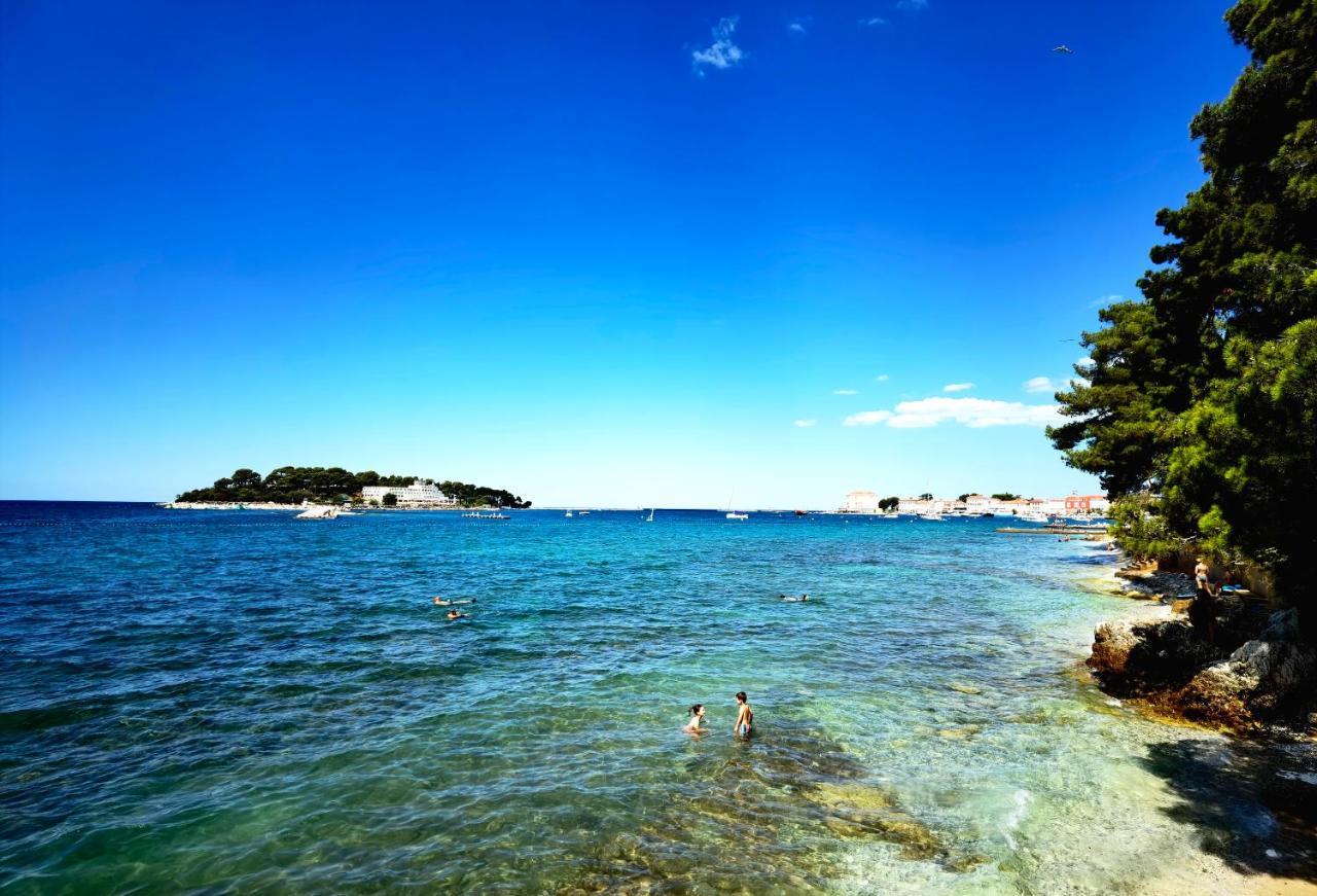Stay In The Very Heart Of Porec - 50M To The Beach 外观 照片
