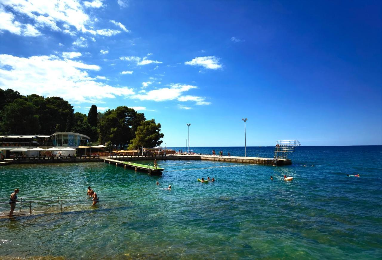 Stay In The Very Heart Of Porec - 50M To The Beach 外观 照片