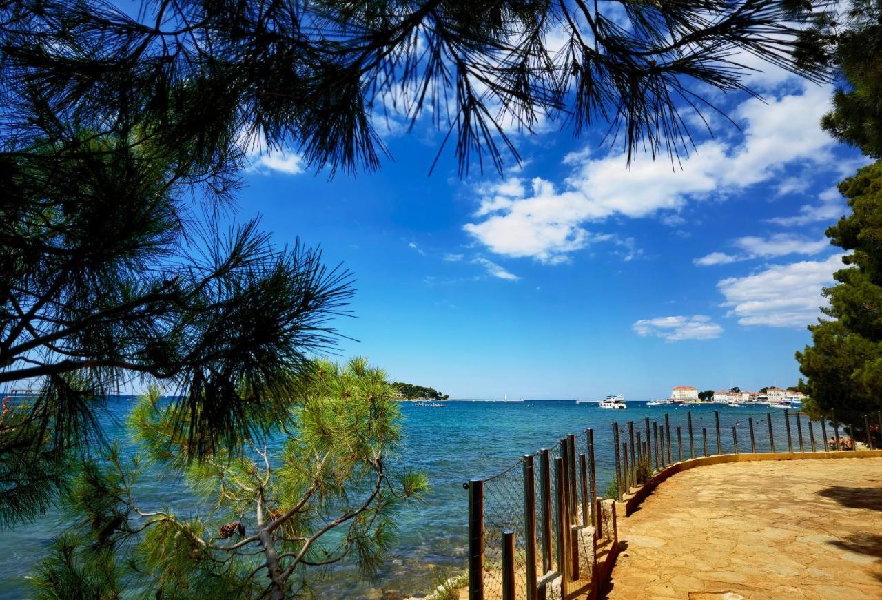 Stay In The Very Heart Of Porec - 50M To The Beach 外观 照片