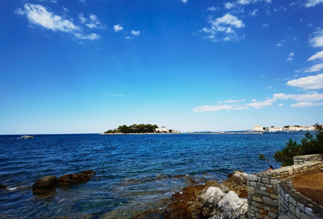 Stay In The Very Heart Of Porec - 50M To The Beach 外观 照片